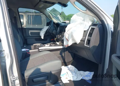 2017 Ram 1500 Big Horn 4X4 5'7 Box z USA, uszkodzony, nr VIN 3C6RR7LT7HG505334